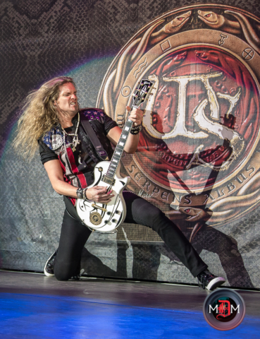 Joel Hoekstra whitesnake