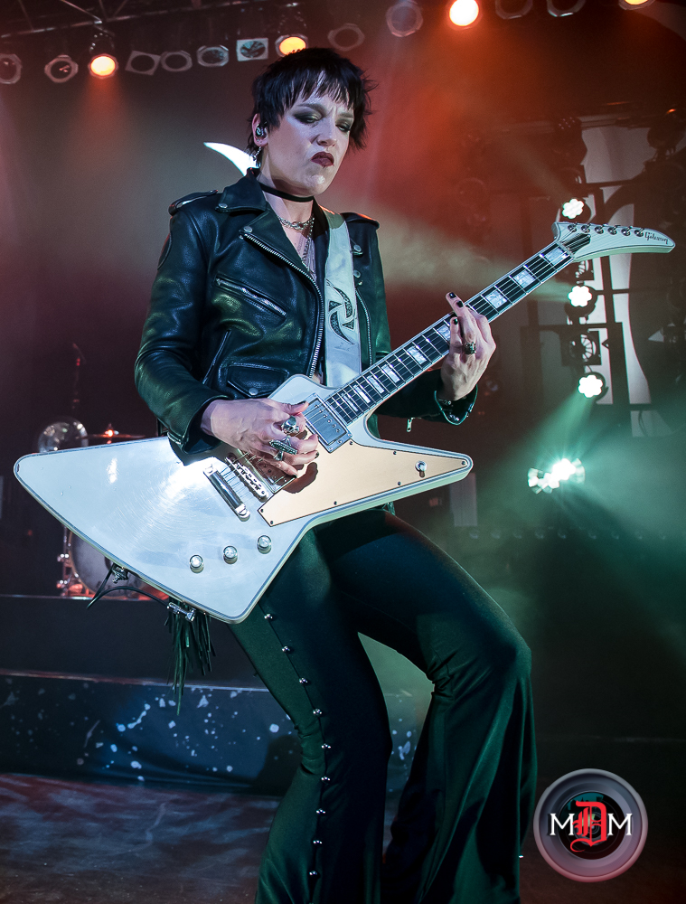 LZZY HALE AND GIBSON GUITARS TODAY JULY 16TH MAKE HISTORY | Detroit ...