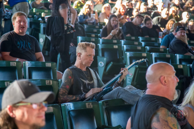 Hinder - 9 - 27 - 2026